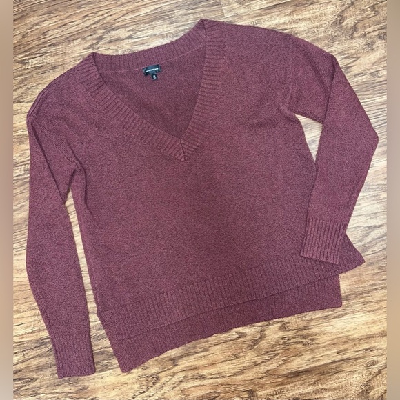 Buckle Black Sweater Size Medium - Picture 1 of 8